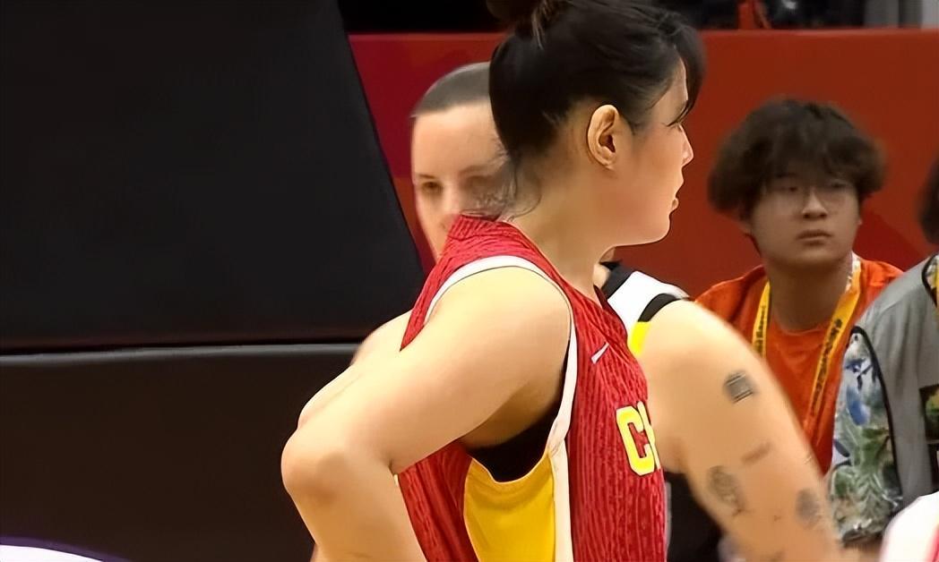 kaiyun-女篮半场惨败比利时！杨舒予张子宇遮羞布，2内狂铁，攻守曝弊端